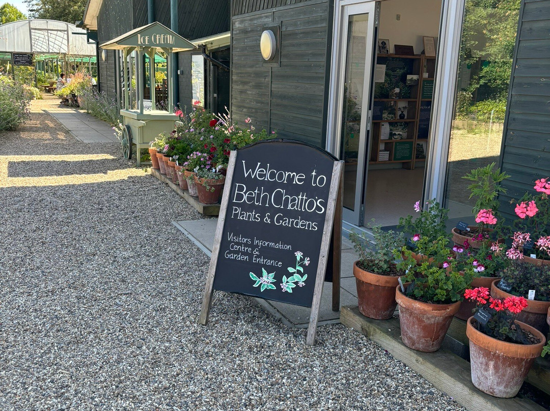 Beth Chatto's Plants & Gardens景点图片