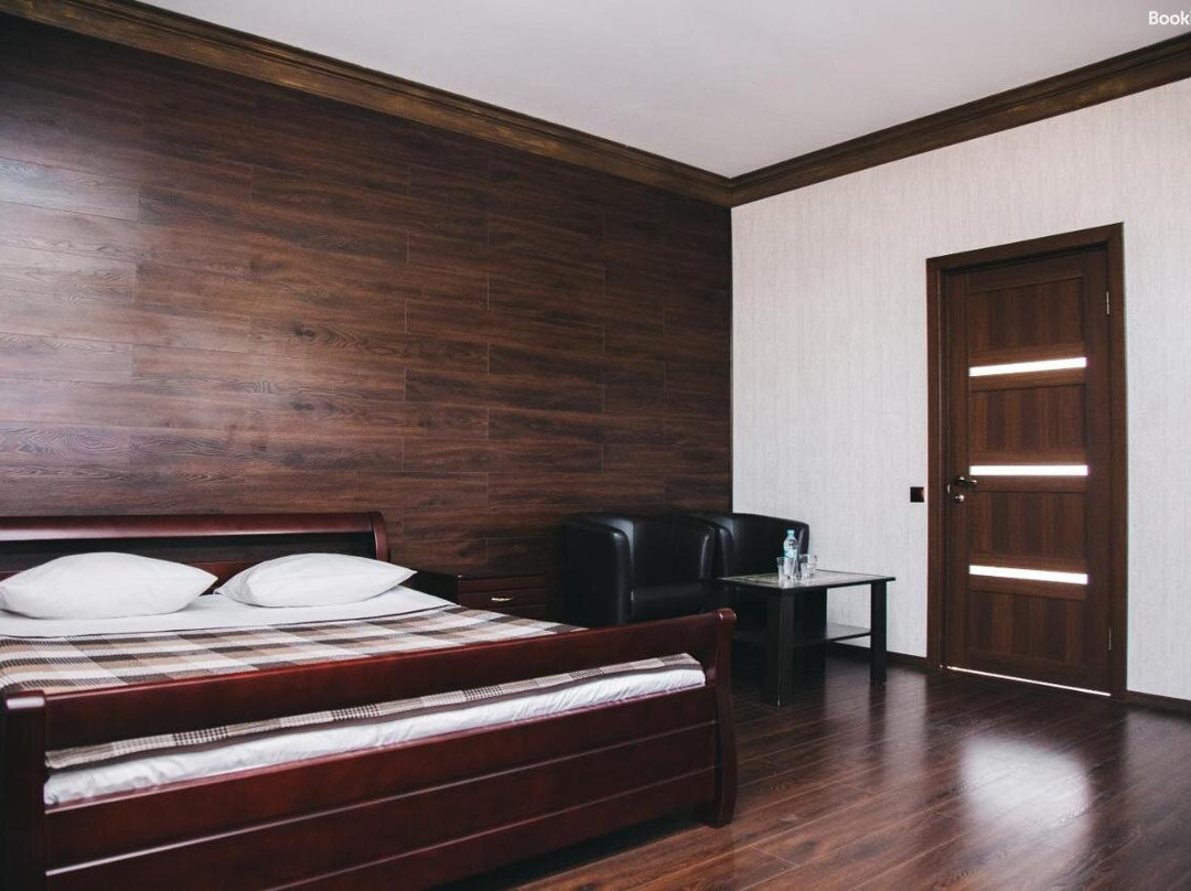 Voyazh Hotel Lutsʹk