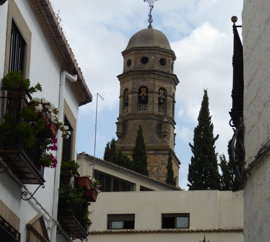 Plaza del Populo-巴埃萨必去景点