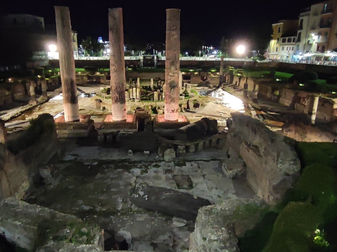 Macellum (Temple of Serapis)景点图片