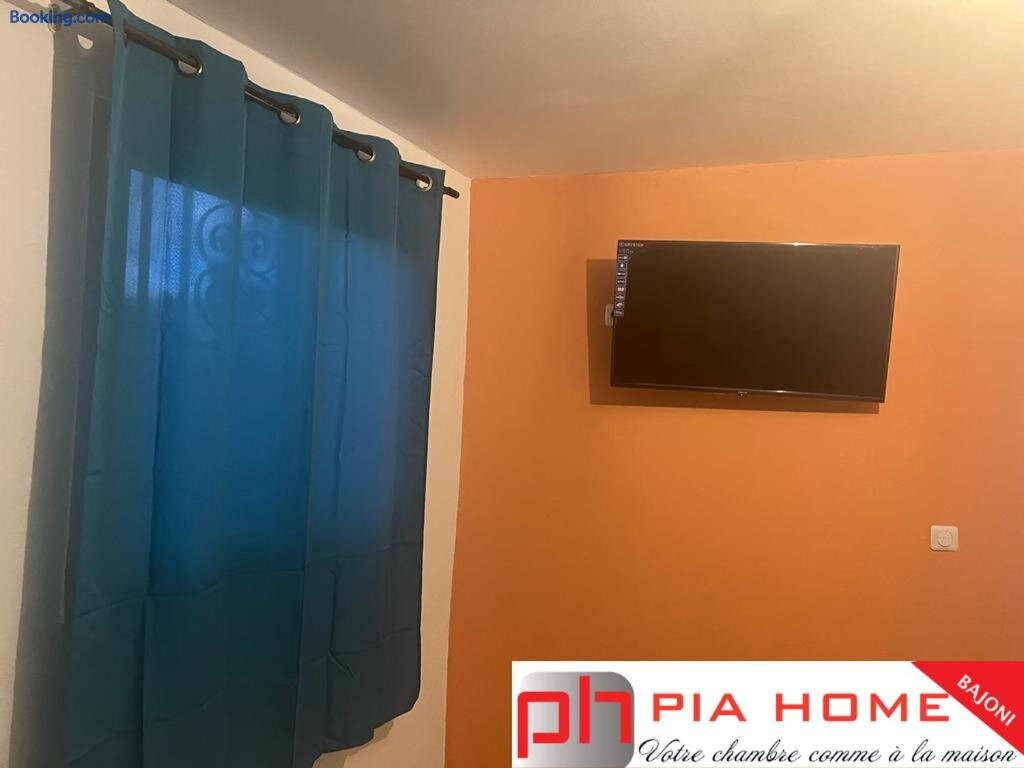Pia Home Le Bajoni