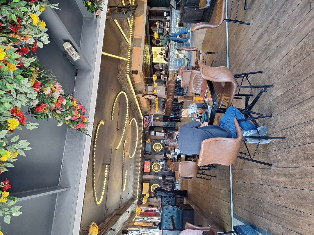 Happy Folks Blouberg