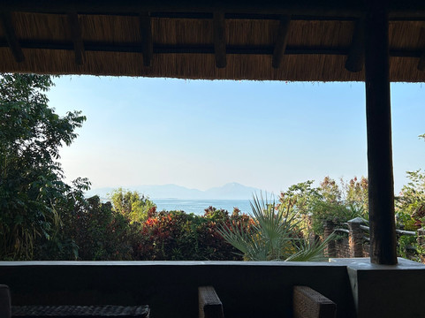 Ngala Beach Lodge主图