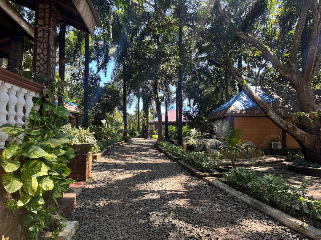 Tariq's Resort and Restaurant