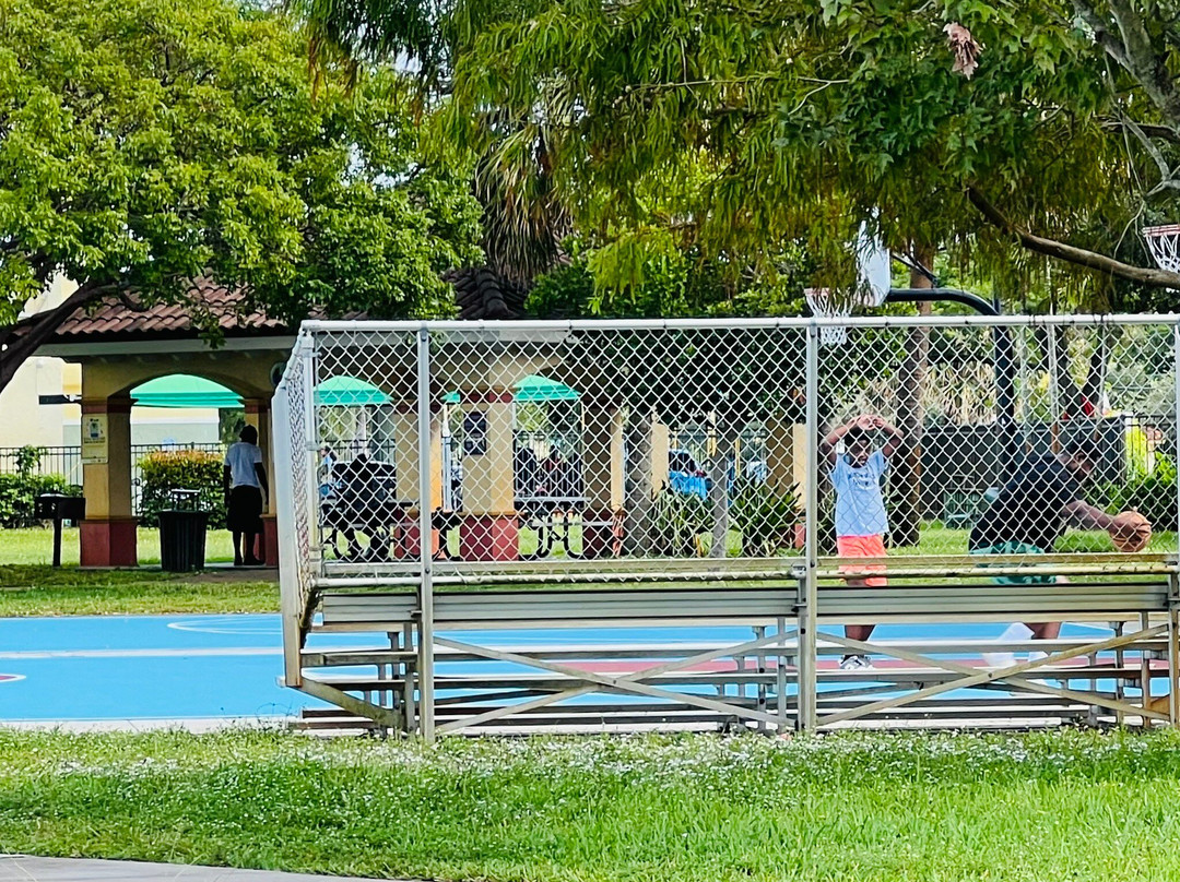 Northgate Neighborhood Park-Lauderdale Lakes必去景点