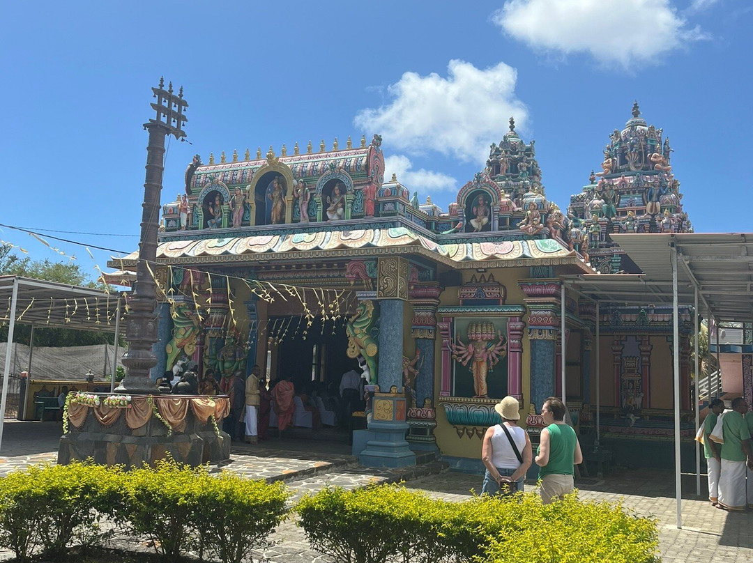 Tamil Surya Oudaya Sangam Temple景点图片