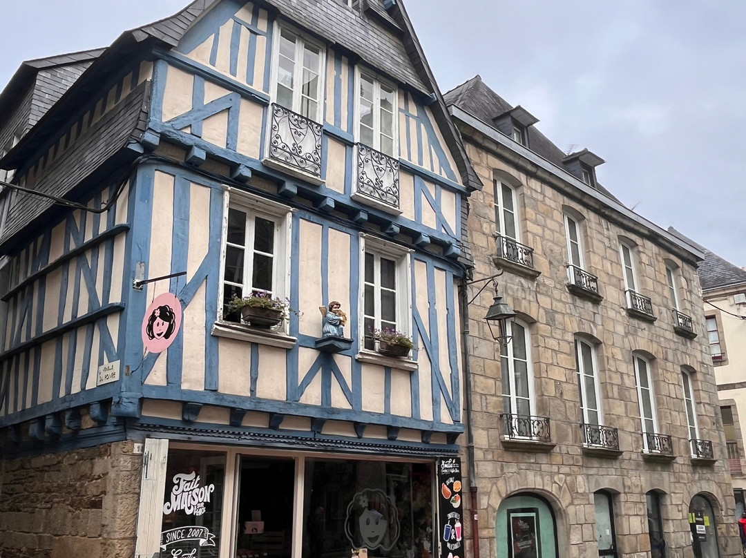 Place Terre au Duc-坎佩尔必去景点