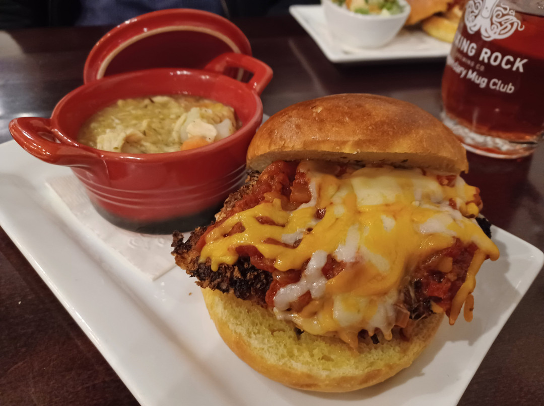 Boxing Rock Brewing Co-Shelburne必去景点