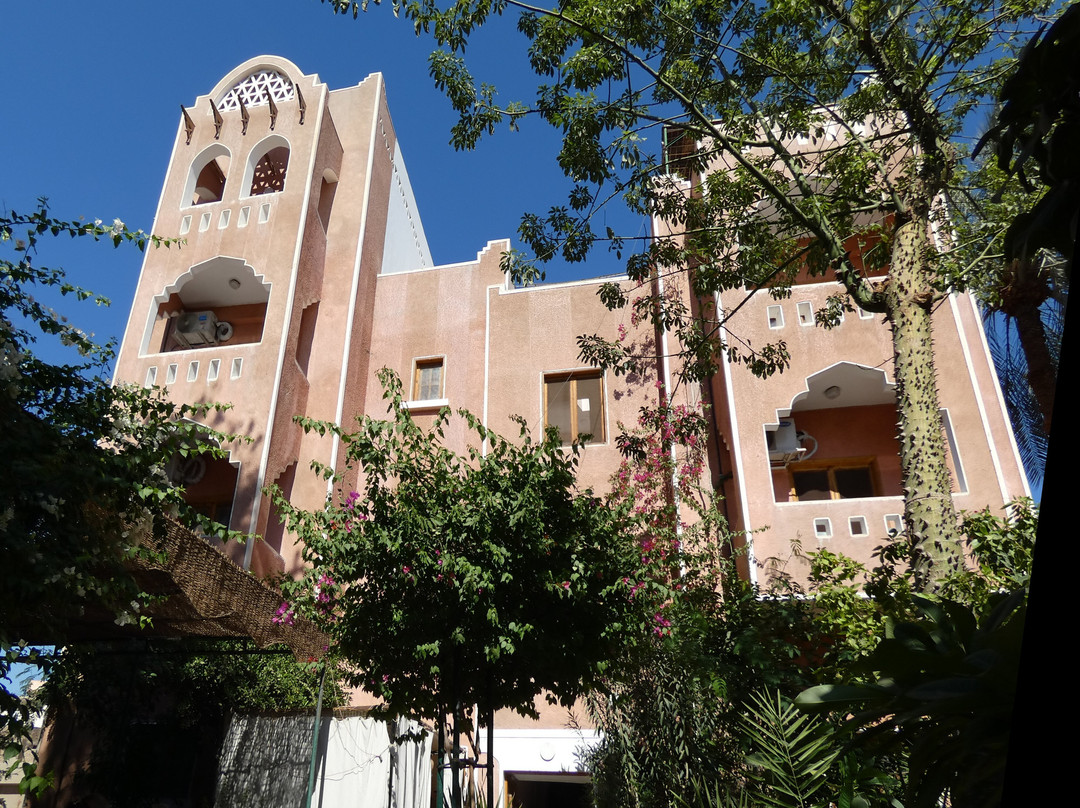 艾尔法洛兹酒店