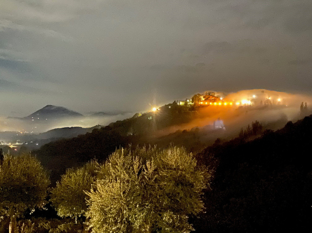 Castello Del Cardaneto景点图片