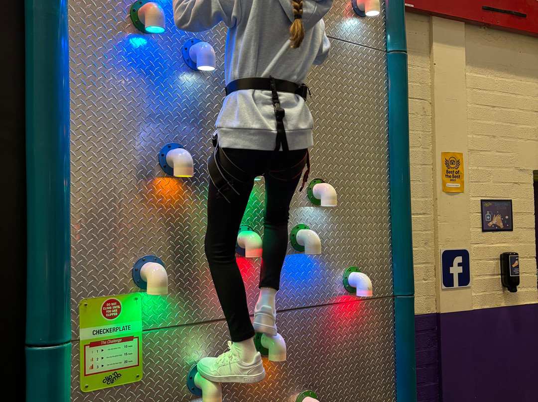 Clip 'n Climb Dundonald景点图片