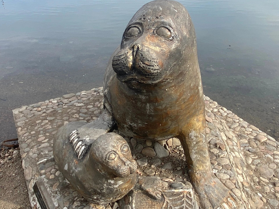 Seal Sculpture景点图片