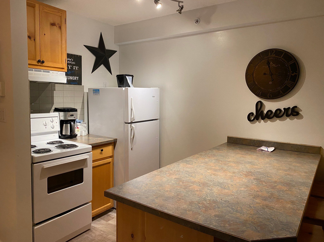 Vance Creek Hotel & Conference Centre主图