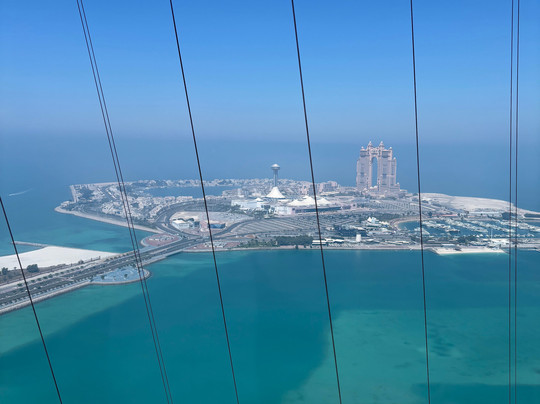 阿布扎比瑞吉酒店主图