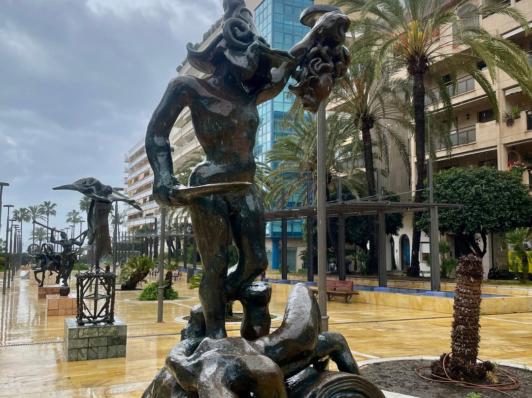 Dali Sculptures景点图片