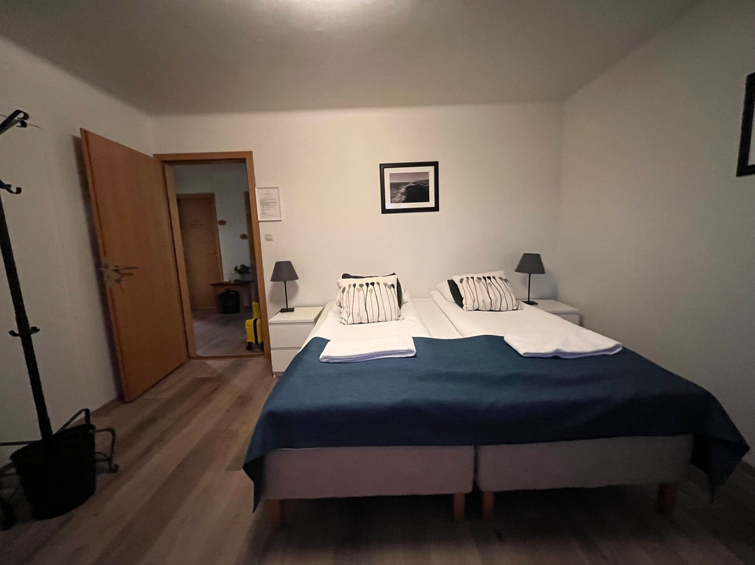 卡瑞纳旅馆主图