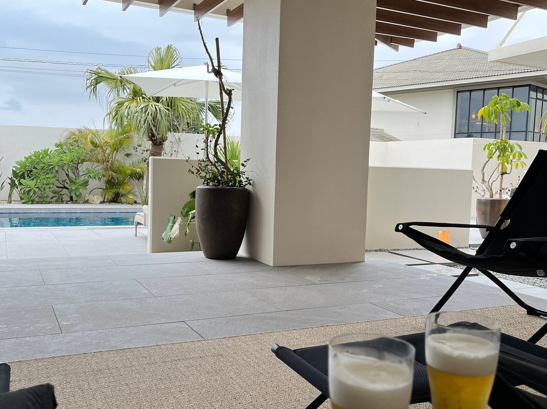 One Suite The Grand主图