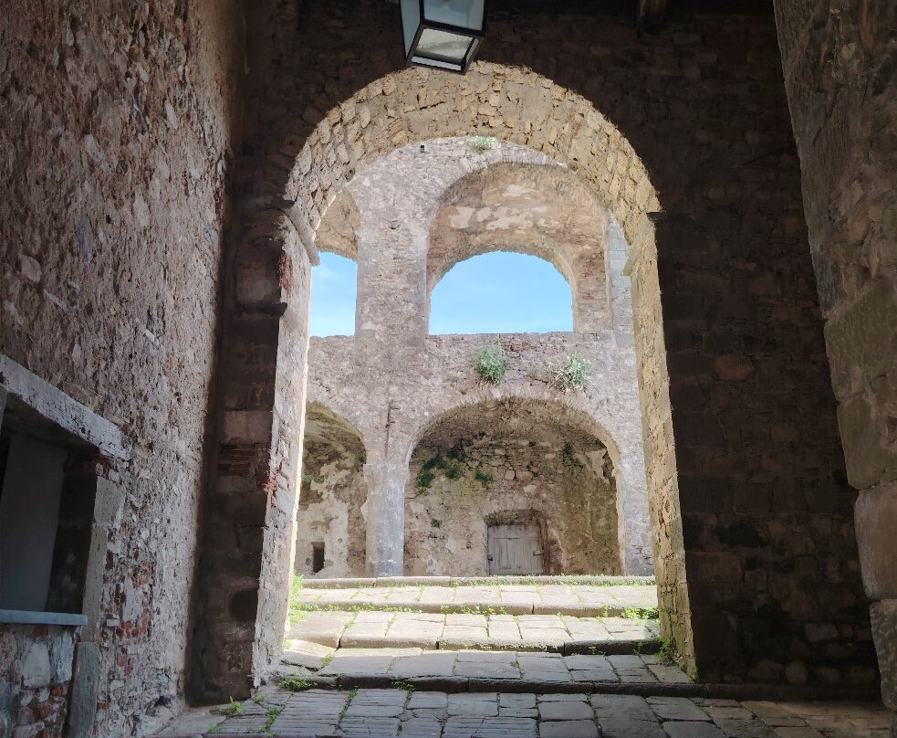 Castello Malaspina di Fosdinovo景点图片