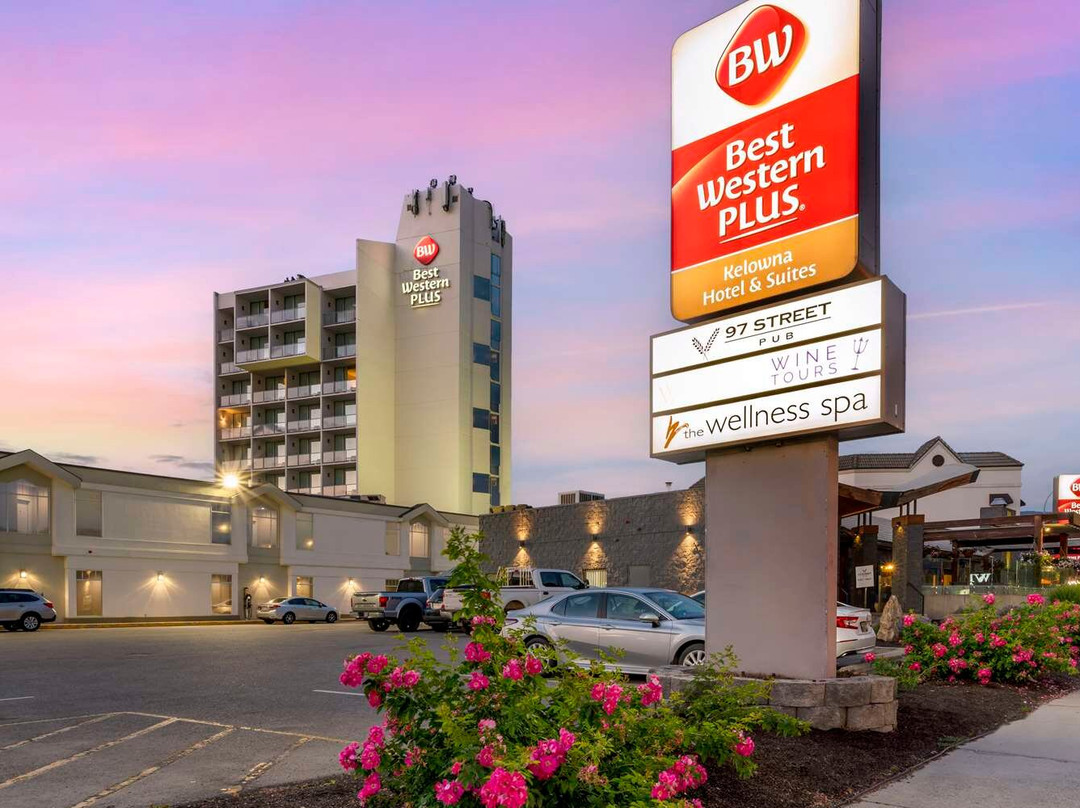 基洛纳酒店住宿-贝斯特韦斯特普鲁士科罗瓦套房酒店