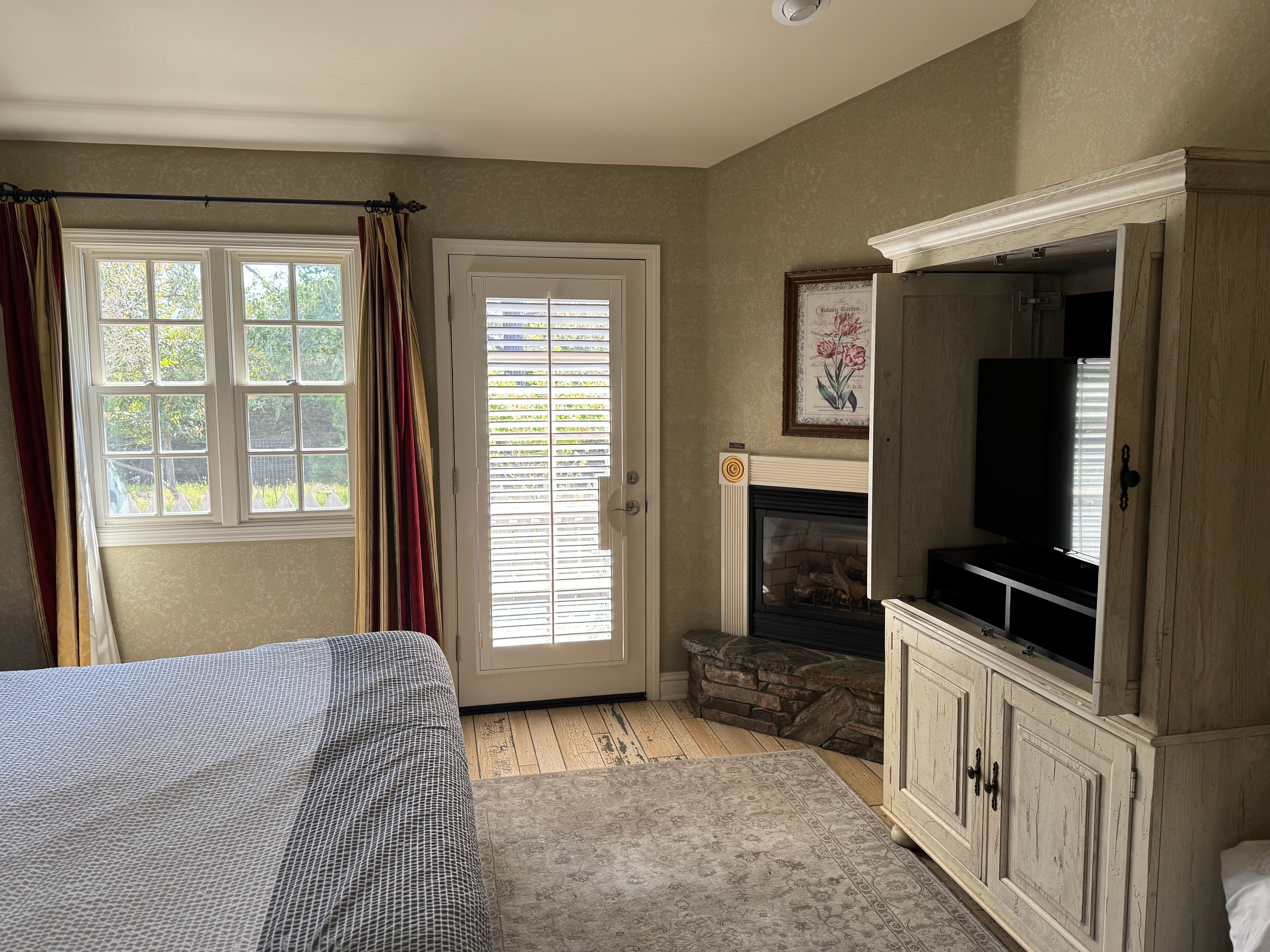 坎布里亚酒店-客卧