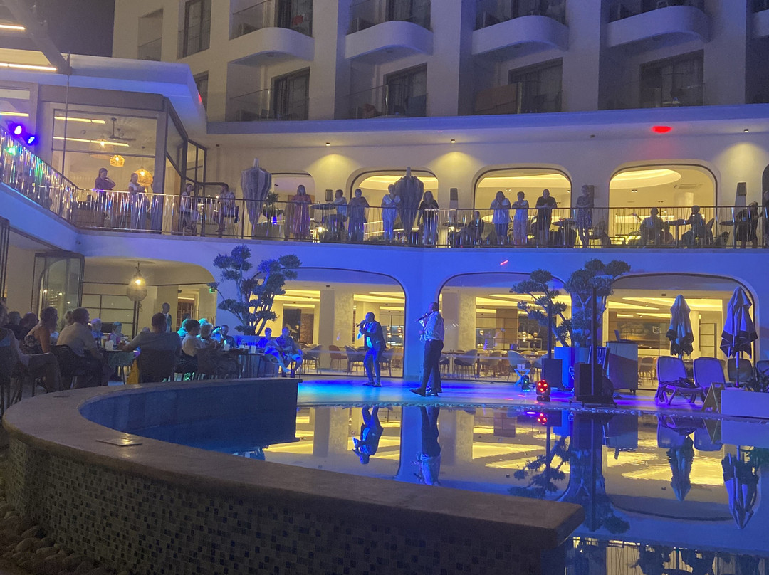 Lalila Blue Suites主图