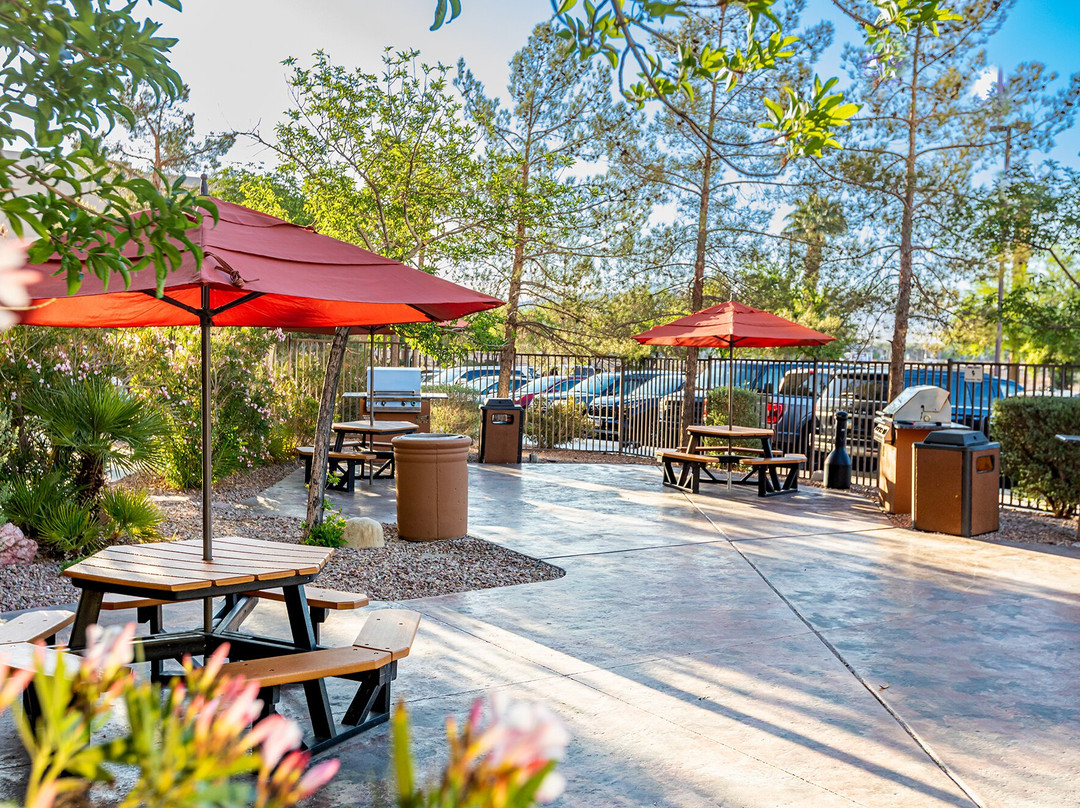 拉斯维加斯君怡酒店主图