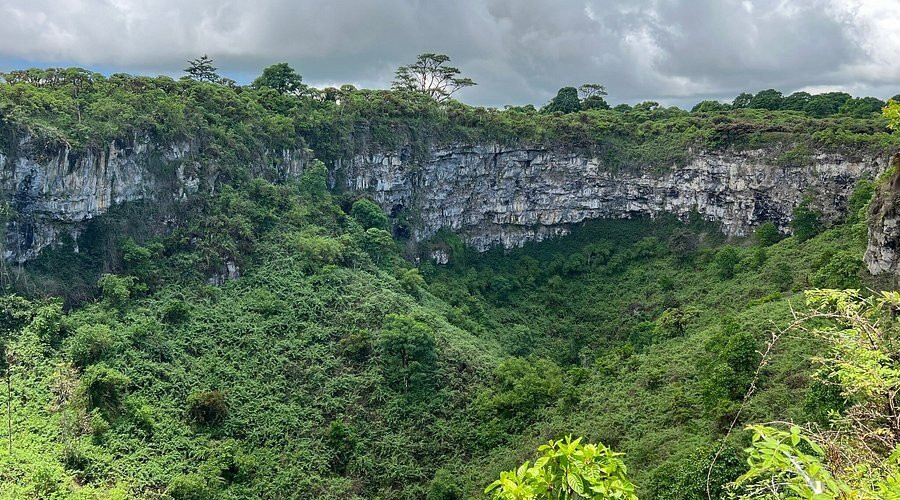 Los Gemelos-圣克鲁斯必去景点