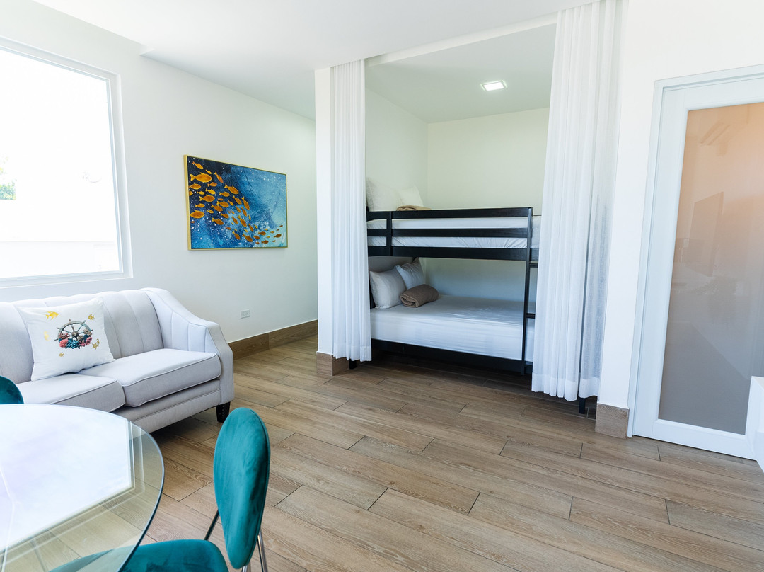 Marina de Salinas主图