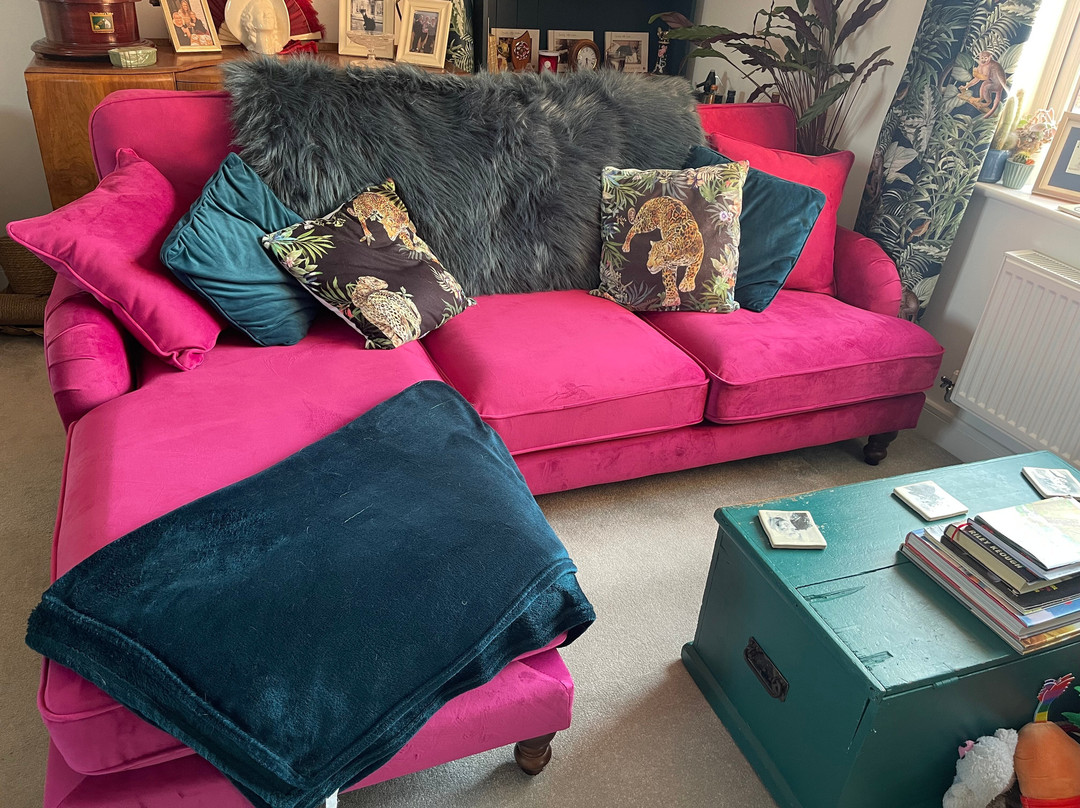 Vintage Sofa Co-哈里法克斯必去景点
