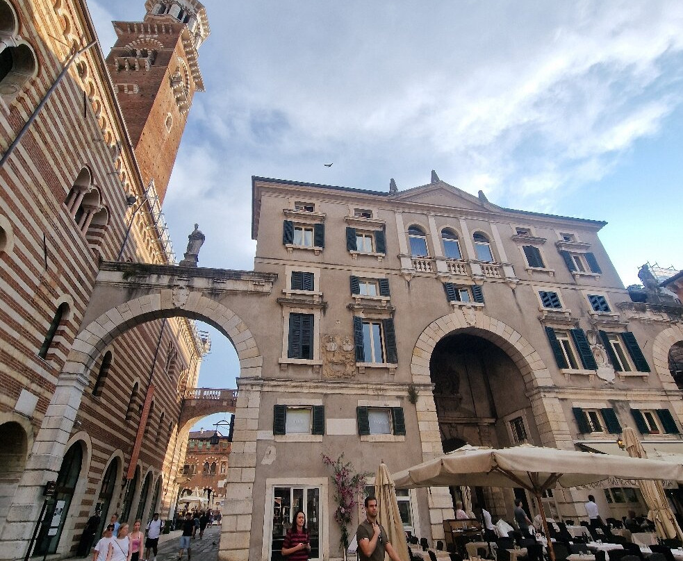 Piazza dei Signori-维罗纳必去景点