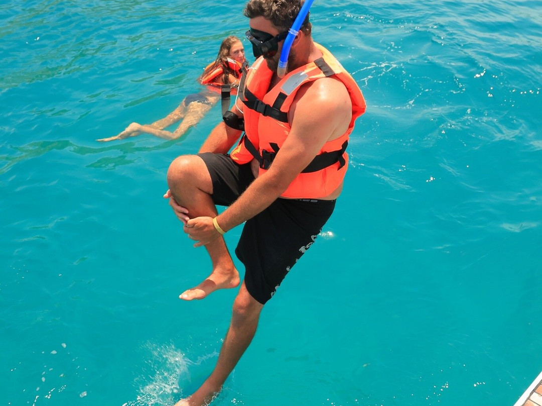 Cabo Adventures - Luxury Sailing Adventure-卡波圣卢卡斯必去景点