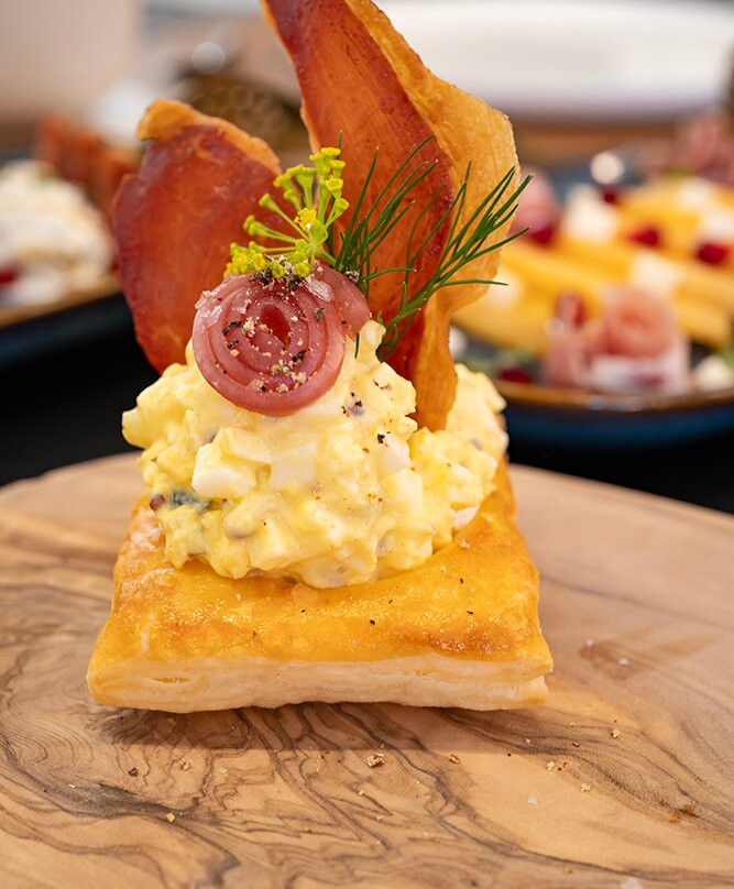 The Dover George主图