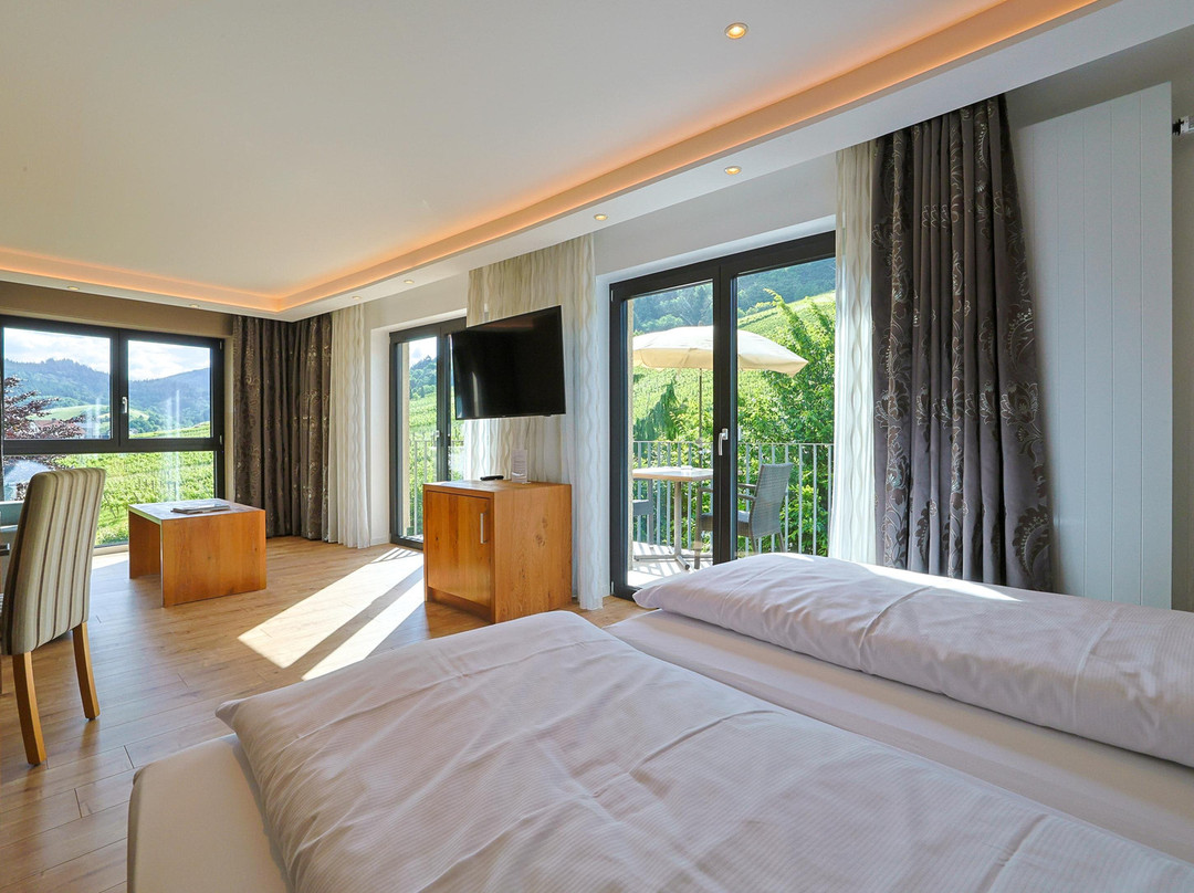 里宾霍夫酒店主图