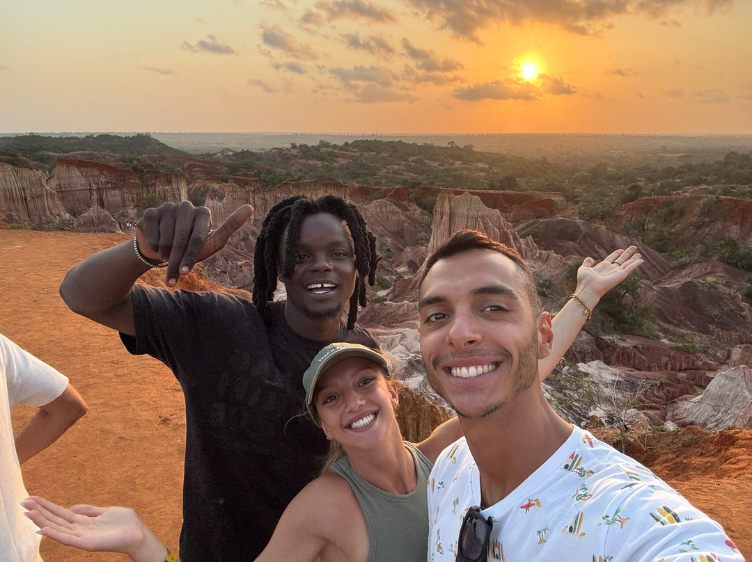 Escursioni con GrandeCane-瓦塔木必去景点