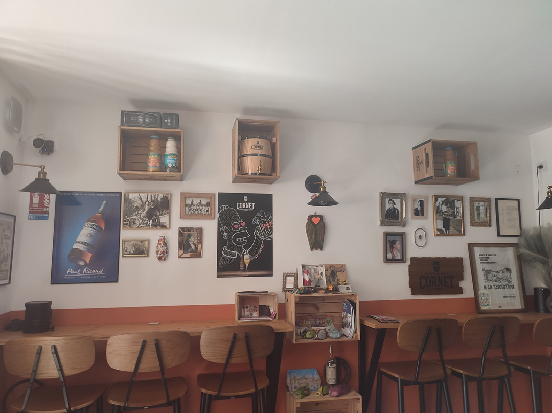 Pub Provençal La Canolle