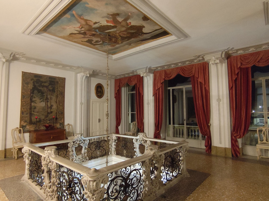 博尔基别墅酒店主图