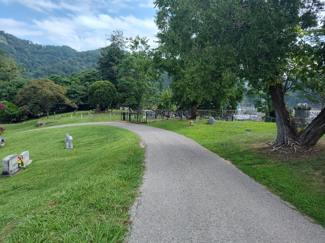 Octavia Hatchers Grave-Pikeville必去景点