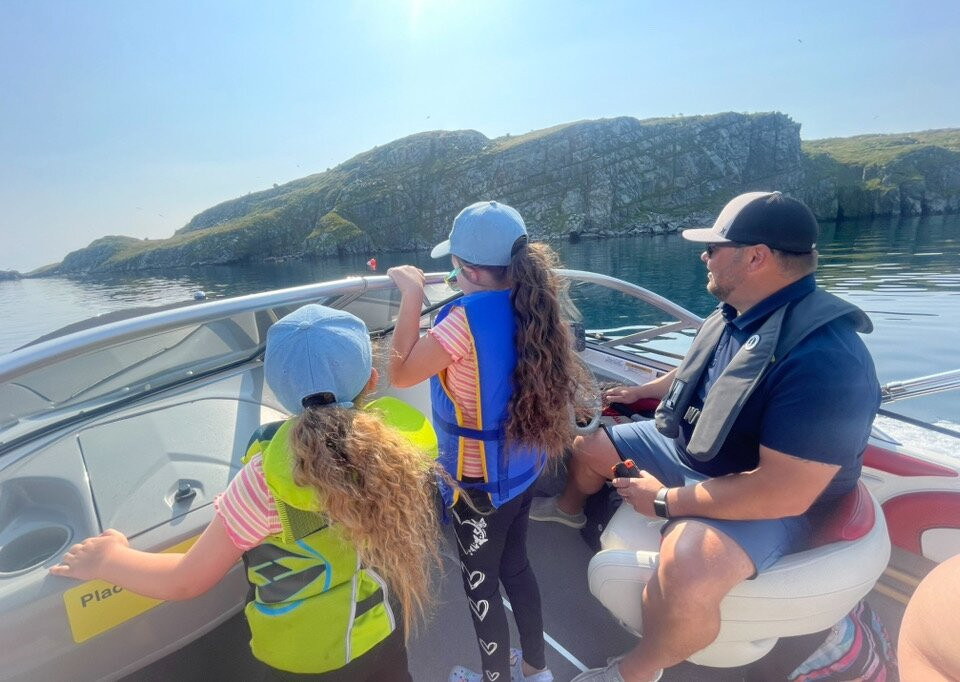 Old Salty Dog Excursions-Bay Roberts必去景点