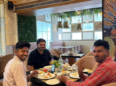 Ramee Tarang Hotel主图