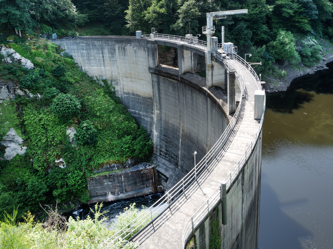 Barrage De La Luzège