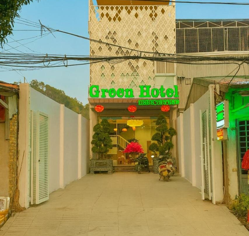 Green Hotel