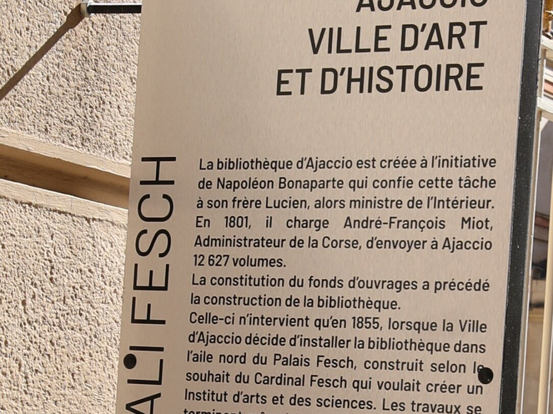 Bibliotheque Municipale Fesch-阿雅克肖必去景点