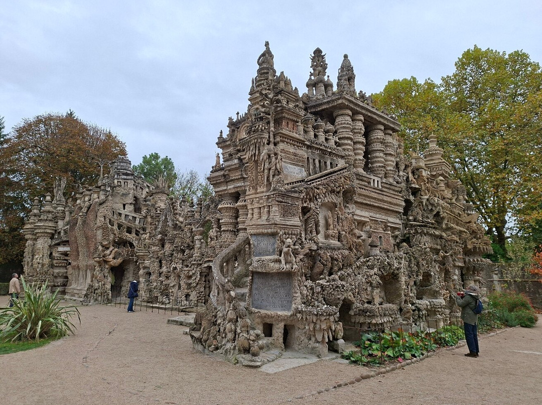 Palais Ideal du Facteur Cheval-Hauterives必去景点