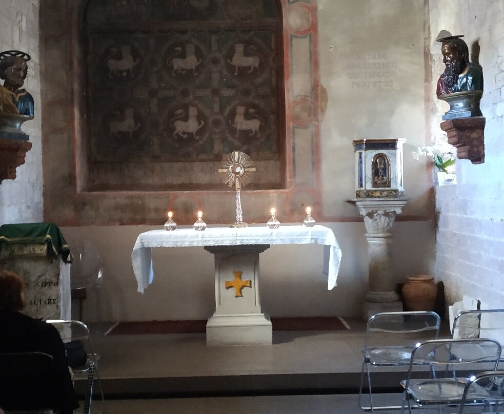 Chiesa di Santa Maria Infraportas-福利尼奥必去景点