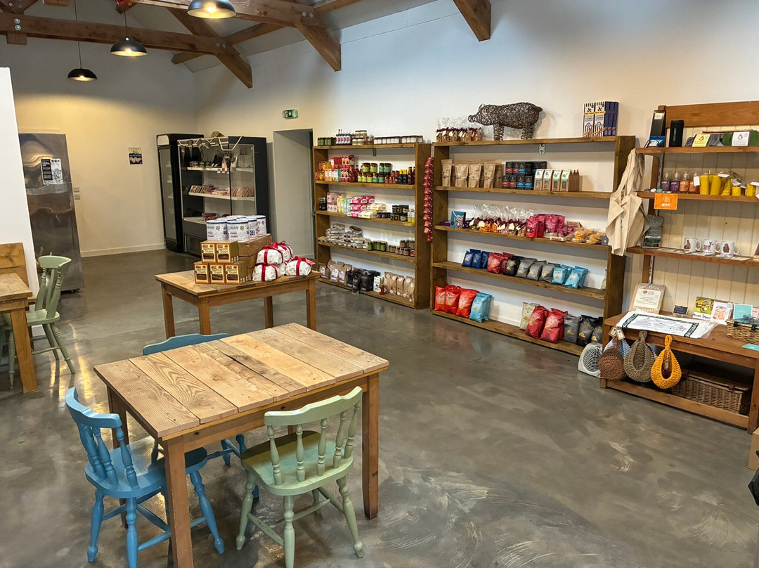 Balnault Farm Shop, Crathie, Ballater.