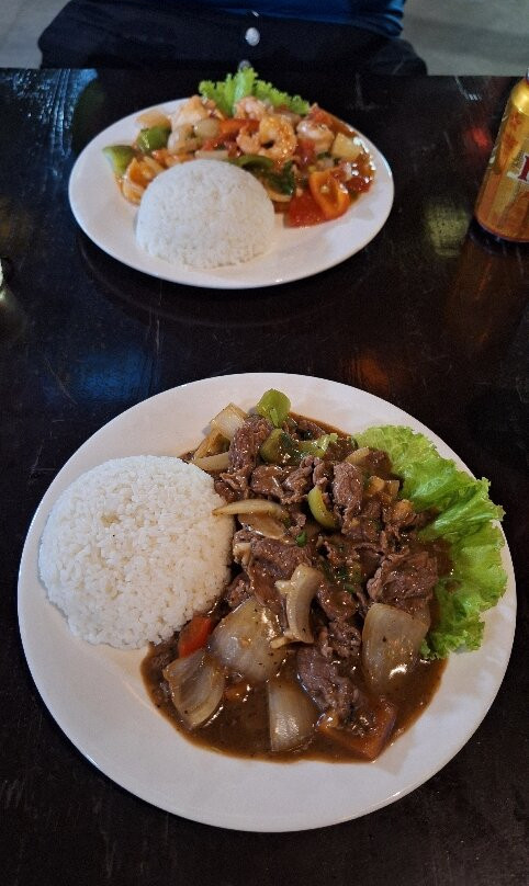 Mango Restaurant Food & Drink