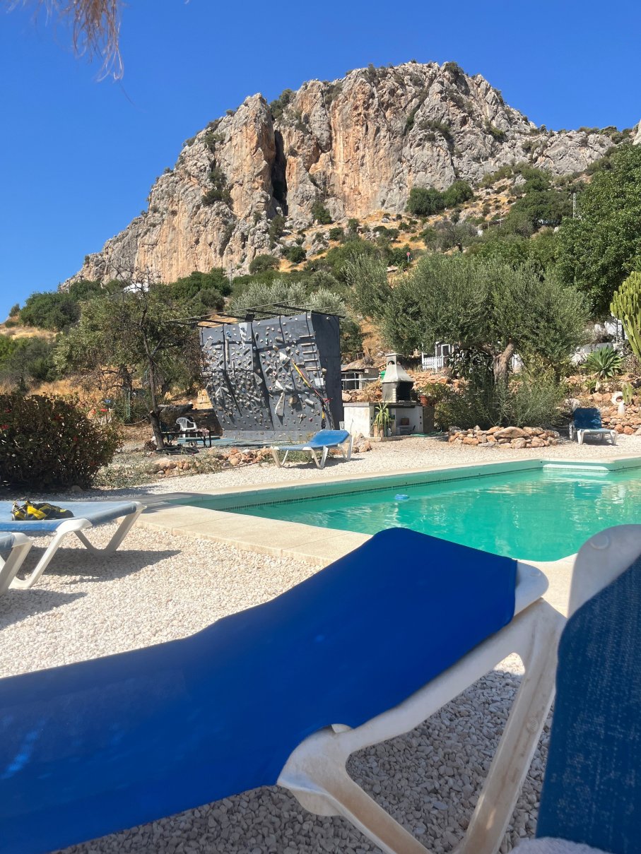 Olive Branch El Chorro-官方