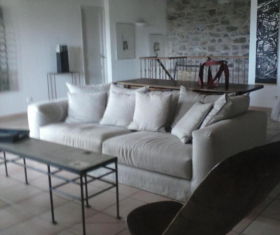 La Maison Du Ruisseau主图