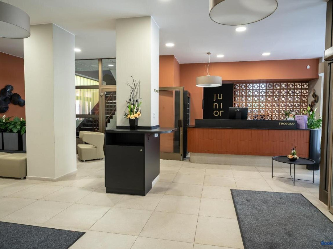 Hotel Junior