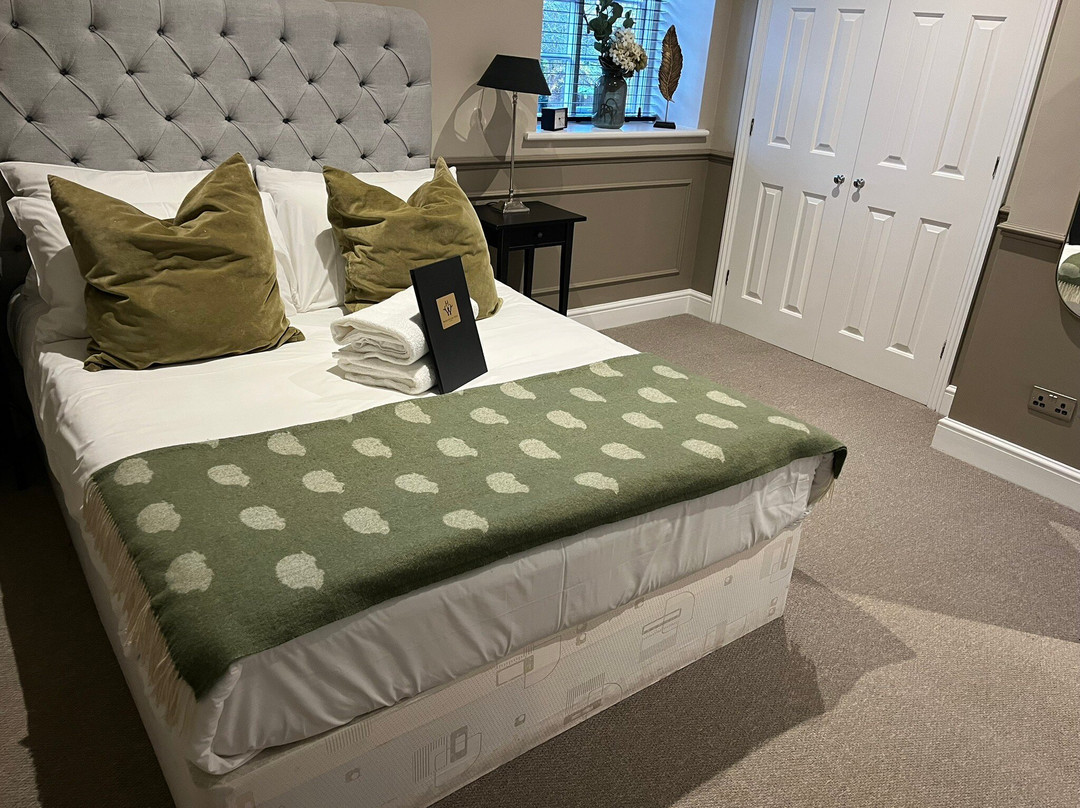 Worlington Hall主图